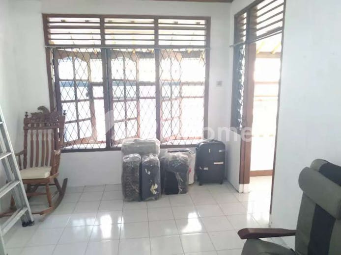 dijual rumah sangat cocok untuk investasi di tanah tinggi - 4