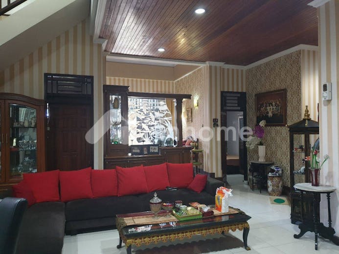 dijual rumah bebas banjir di buahbatu  margacinta - 6