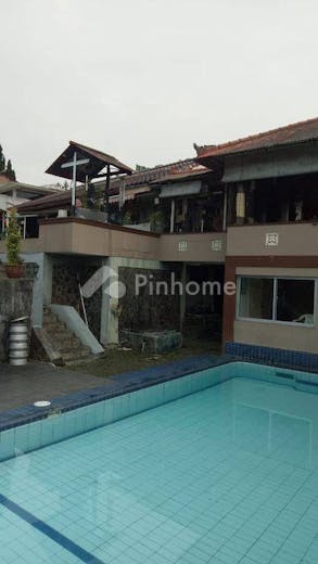 dijual rumah siap pakai di cisarua  bogor - 6