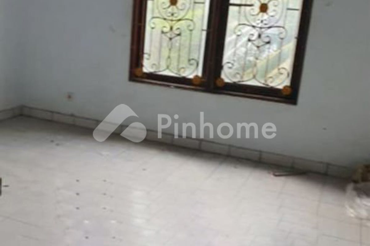 similar property disewakan ruko 3 lantai sangat cocok untuk investasi di jl  sriwijaya - 7