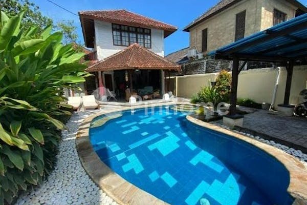 disewakan rumah harga terbaik ada kolam renang di sanur - 3