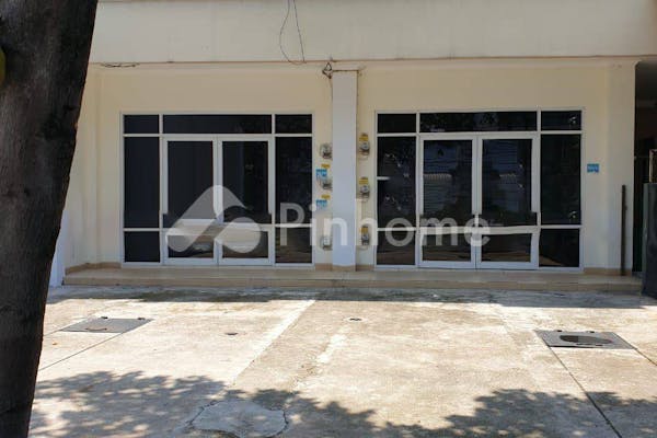 dijual rumah lokasi strategis dekat minimarket di grogol petamburan - 1