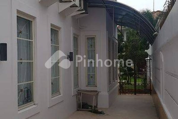 dijual rumah lingkungan nyaman di beverly golf - 9