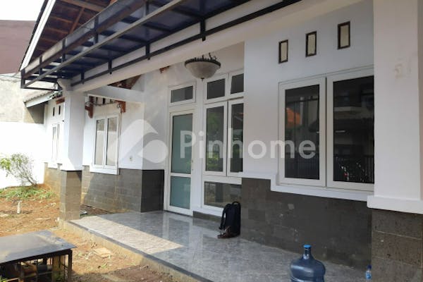 dijual rumah lokasi bagus di jalan kasuari - 4