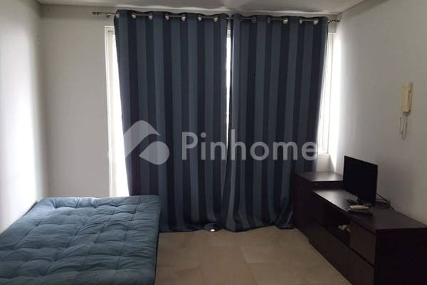 dijual apartemen lokasi strategis di apartemen royal mediterania - 3