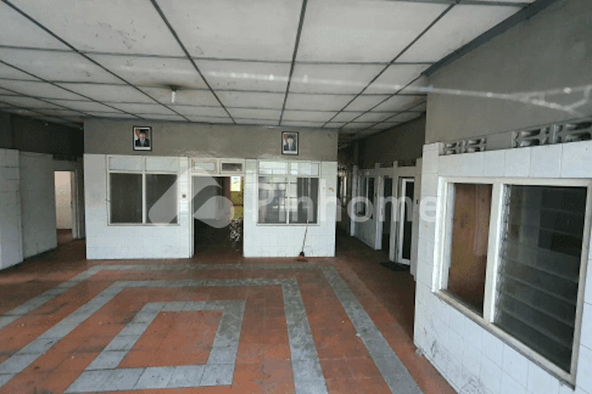 similar property dijual ruko 2 lantai siap pakai di sewon - 2