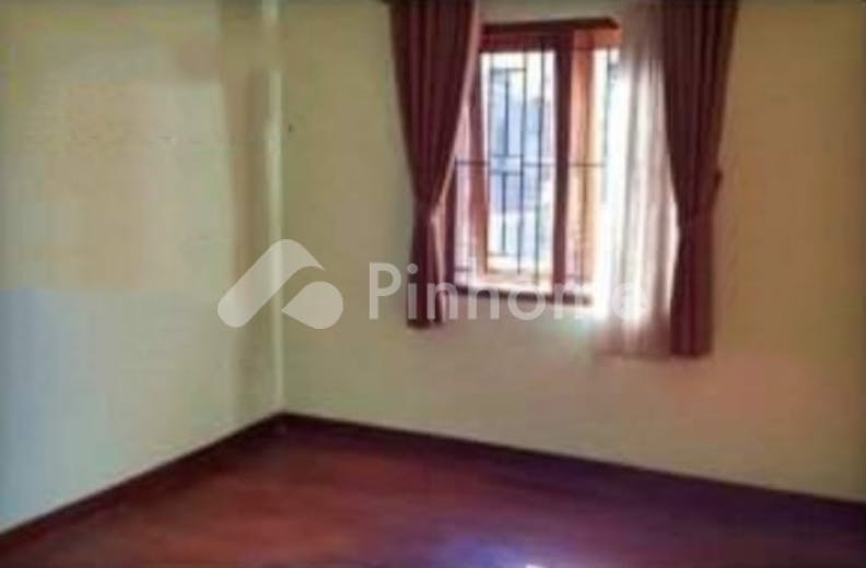 dijual rumah siap huni dekat tol di jl  raya taman jimbaran - 3