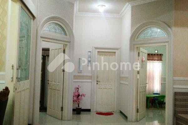 dijual rumah lokasi strategis di jl  slamet supriadi lawang  malang - 2