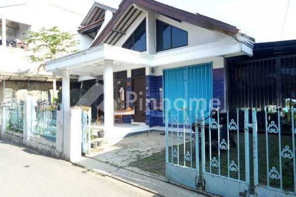 dijual rumah lokasi strategis di cimahi - 1