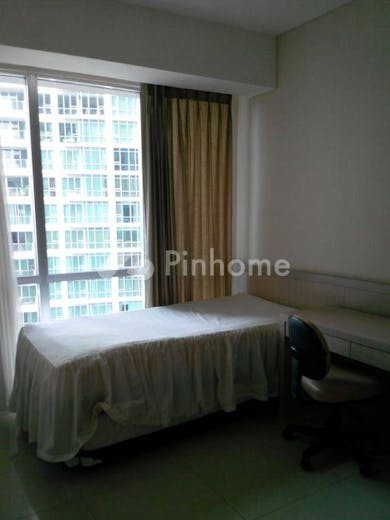 dijual apartemen siap huni di apartemen kemang village tower cosmopolitan - 2