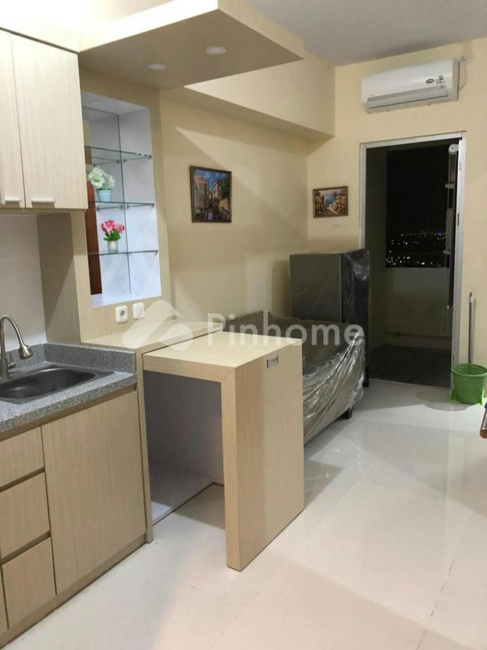 Disewakan Apartemen Harga Terbaik di Apartemen Gunawangsa Tidar, Jl. Tidar No.350, Luas 40 m², 2 KT, Harga Rp3,3 Juta per Bulan | Pinhome