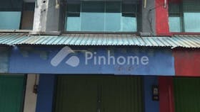 dijual ruko 3 lantai 170m2