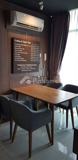 dijual apartemen lokasi strategis di brooklyn soho apartment tower b east   unit ra 08 jl  sutera boulevard kav 22   26 - 1