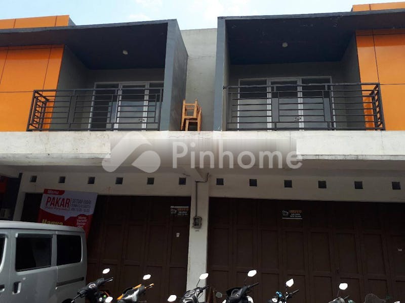 dijual ruko lokasi strategis di antapani kidul - 1