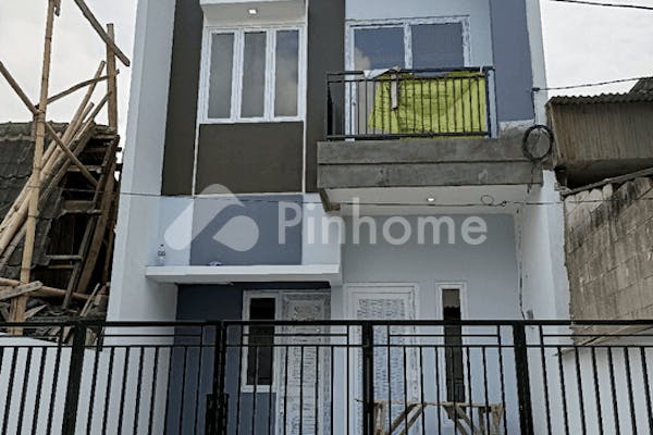 dijual rumah lokasi strategis di komplek bea cukai  jl mataram - 1