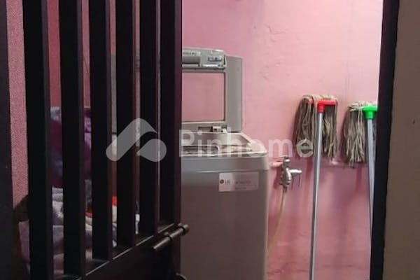 dijual rumah lokasi strategis di pekayonjaya  pekayon jaya - 8