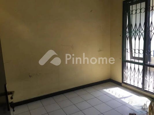 dijual rumah siap pakai dekat mall di jl  komplek kawaluyaan bandung - 6