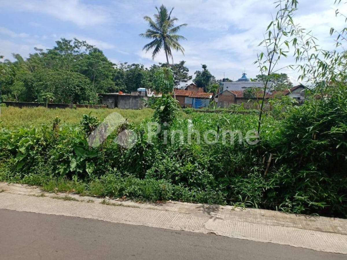 Dijual Tanah Residensial Lokasi Strategis Dekat Fasilitas Umum di Jl. Cibolerang Sayap A.Yani - Gambar 1