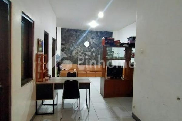 dijual rumah siap huni dekat pasar cicaheum di komplek padasuka - 4