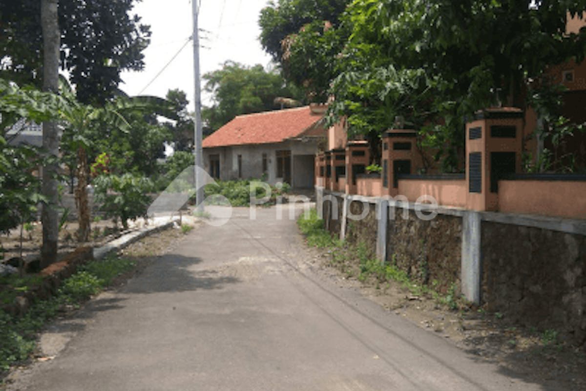 similar property dijual tanah residensial lokasi strategis dekat kampus uii yogya di jalan kaliurang - 4