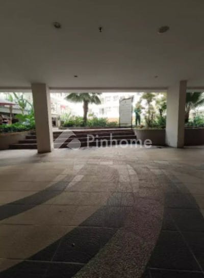 dijual ruko siap pakai kawasan cicendo dekat borma toserba dakota di gateway pasteur  jl  gn batu - 5