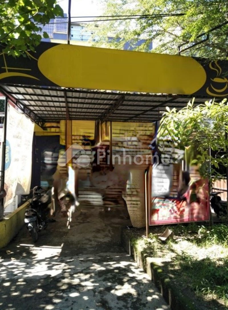 dijual ruko lokasi strategis di jl adi sucipto - 1