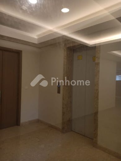 disewakan apartemen bebas banjir di terrace apartemen gold coast pik - 4