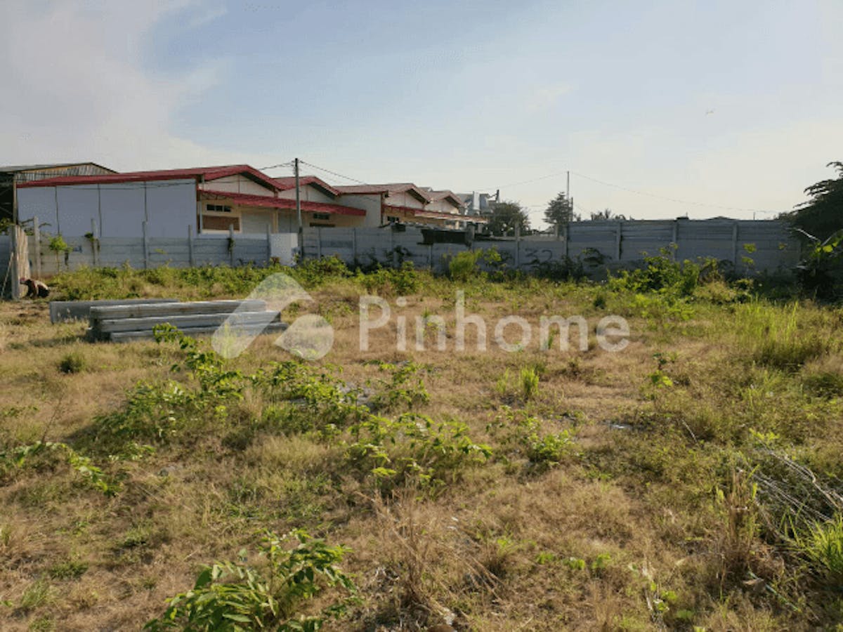 Dijual Tanah Residensial 800m² di Kavling DPR Cipondoh - Gambar 1