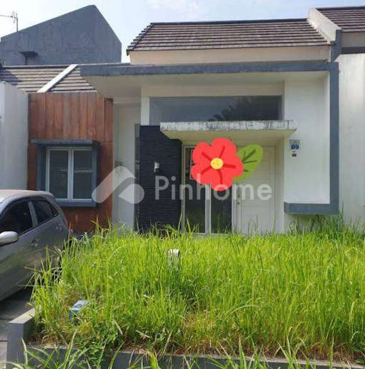 dijual rumah siap pakai di royal tajur residence  jl  royal tajur boulevard