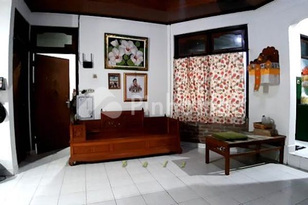 dijual rumah sangat cocok untuk investasi di jalan utama perum dalung permai  kuta utara badung baliinfo lengkap  https   rumahdijual com bali 10292633 rumah di jalan utama perum dalung permai kuta utara htmlfollow us   rumahdijual on twitter   rumahdijual com on facebook - 4