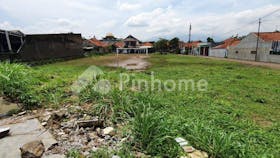 dijual tanah residensial lokasi bagus di sindang barang