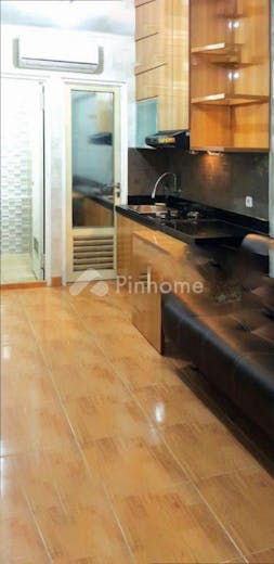 disewakan apartemen fasilitas terbaik dilengkapi kitchen set di apartemen gading nias residence jl pegangsaan dua - 3
