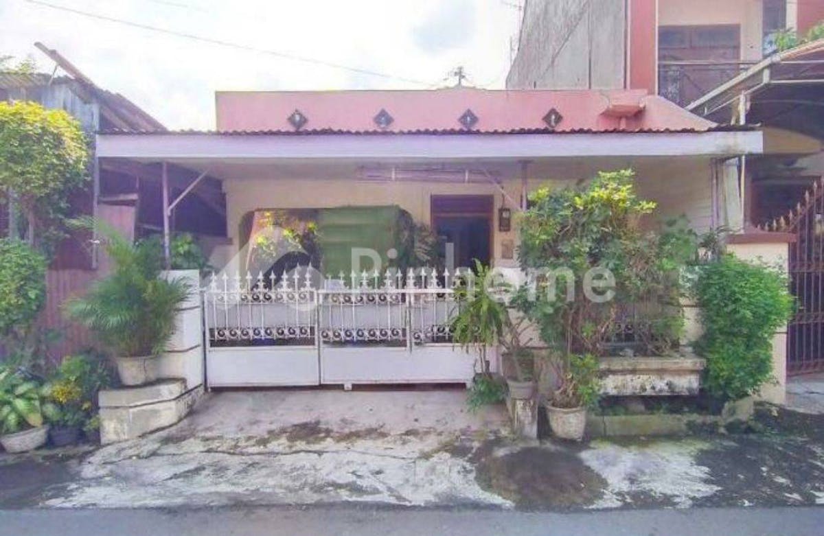 Dijual Rumah Siap Huni di KADIPIRO,SOLO Banjarsari - Gambar 1