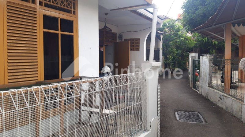 dijual rumah lingkungan nyaman di jati padang  jakarta selatan - 3