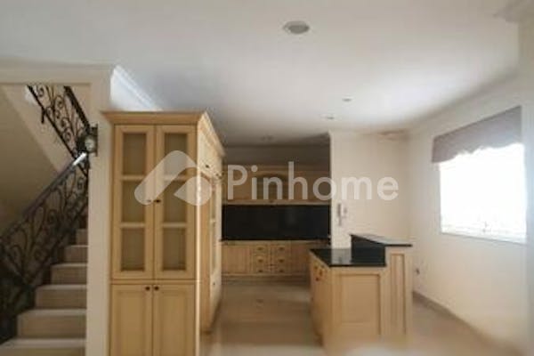 disewakan rumah harga terbaik di pantai indah kapuk - 4