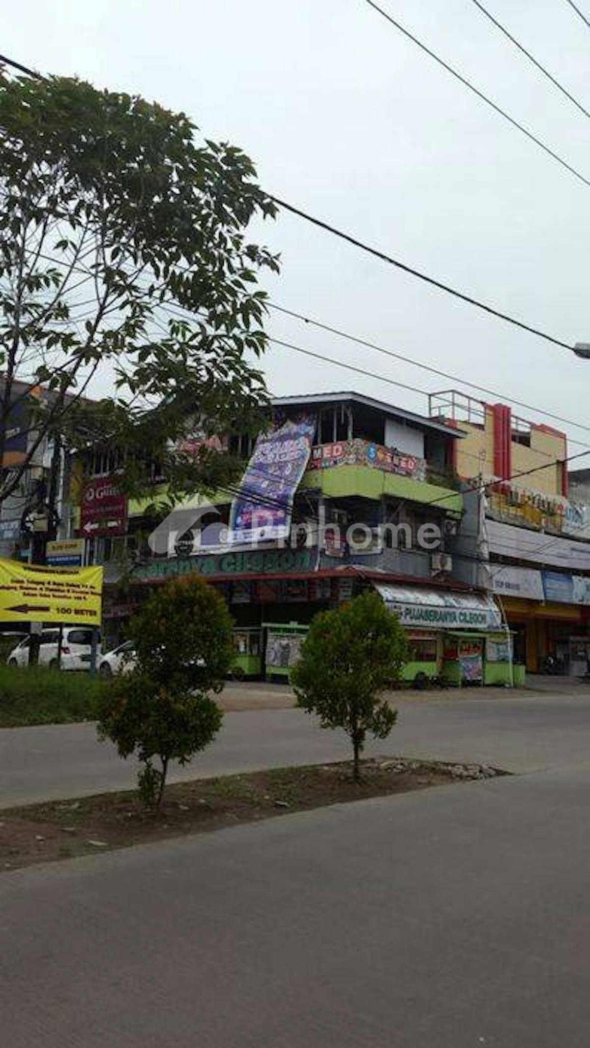 Dijual Ruko Lokasi Bagus Dekat Puskesmas di Jl. Pondok Cilegon Indah - Gambar 1