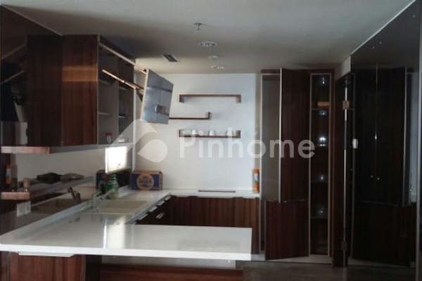 dijual apartemen lingkungan nyaman di spring hills apartment kemayoran - 3