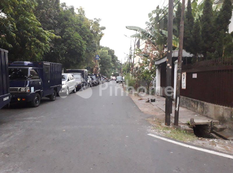 dijual rumah super strategis di cideng  jakarta pusat - 2