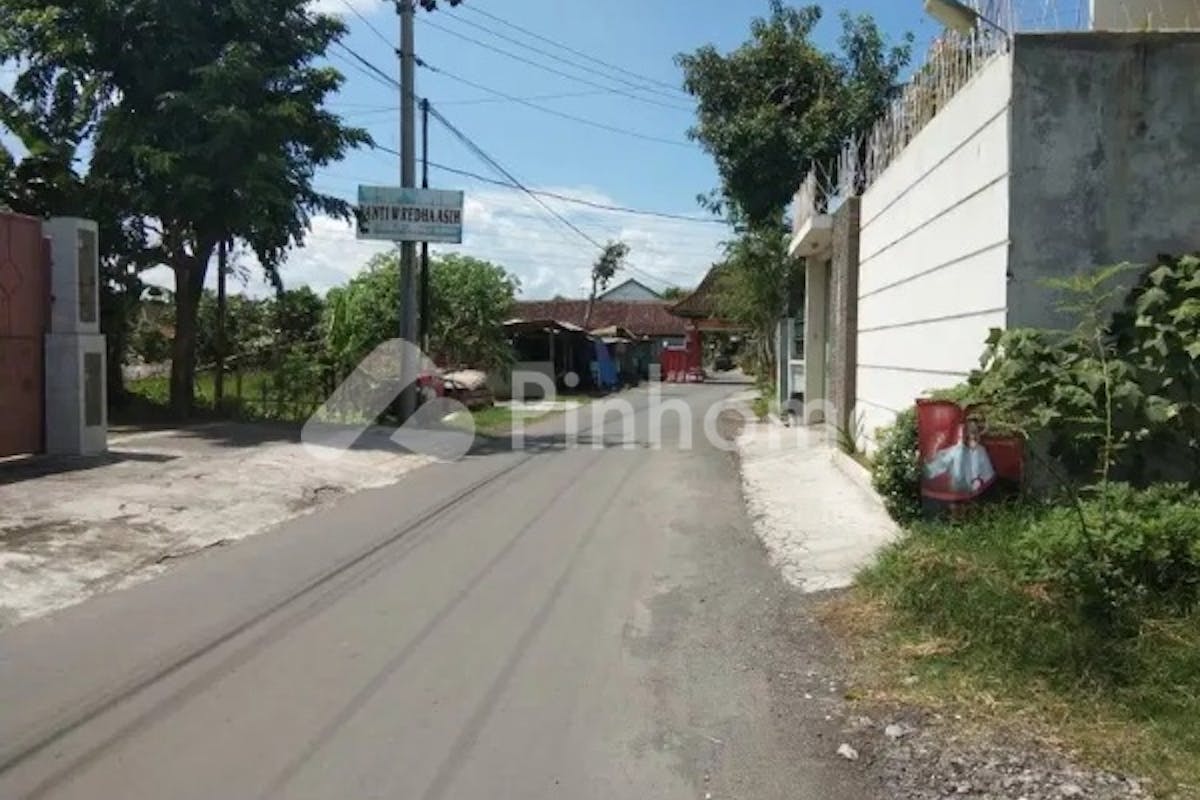 similar property dijual tanah residensial lokasi strategis dekat rumah sakit di jl  tlobong - 5