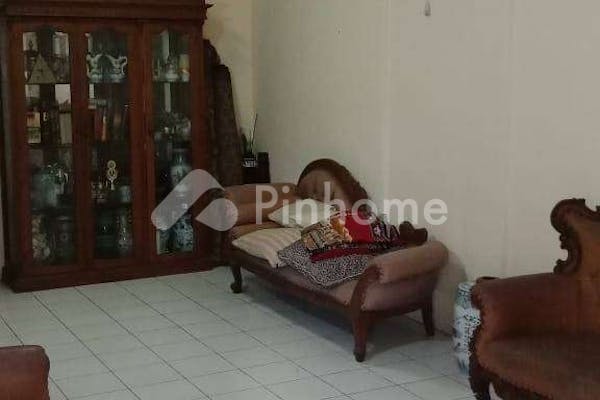 dijual rumah lokasi strategis di kelapa gading