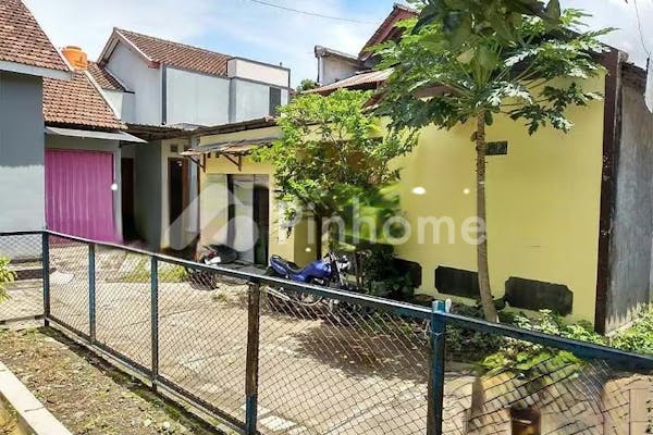 dijual rumah lokasi strategis di jl  pg madukismo - 2