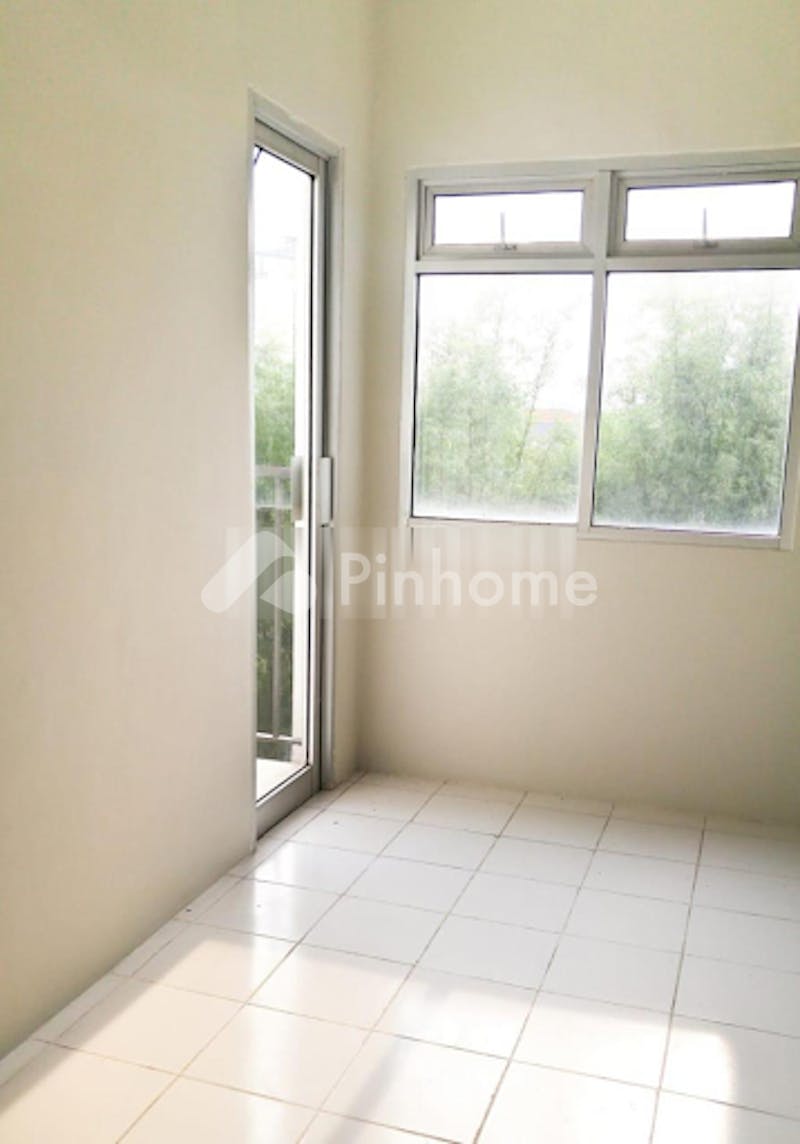 dijual apartemen lingkungan nyaman di curug - 2