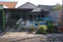 Dijual Rumah Sangat Strategis Dekat Superindo di Jl. Griya Kebraon Utama - Thumbnail 1