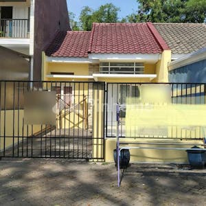 Disewakan Rumah Sangat Strategis Dekat Kampus di Jl. Simpang Raya Candi - Gambar 1