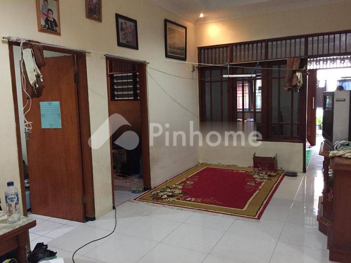 Dijual Rumah Dilingkungan Yang Nyaman dan Asri di Gandaria Selatan, Cilandak, Jakarta Selatan - Gambar 1