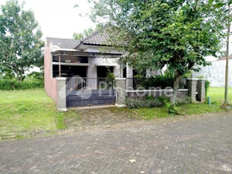 dijual rumah harga terbaik di graha golf araya - 1