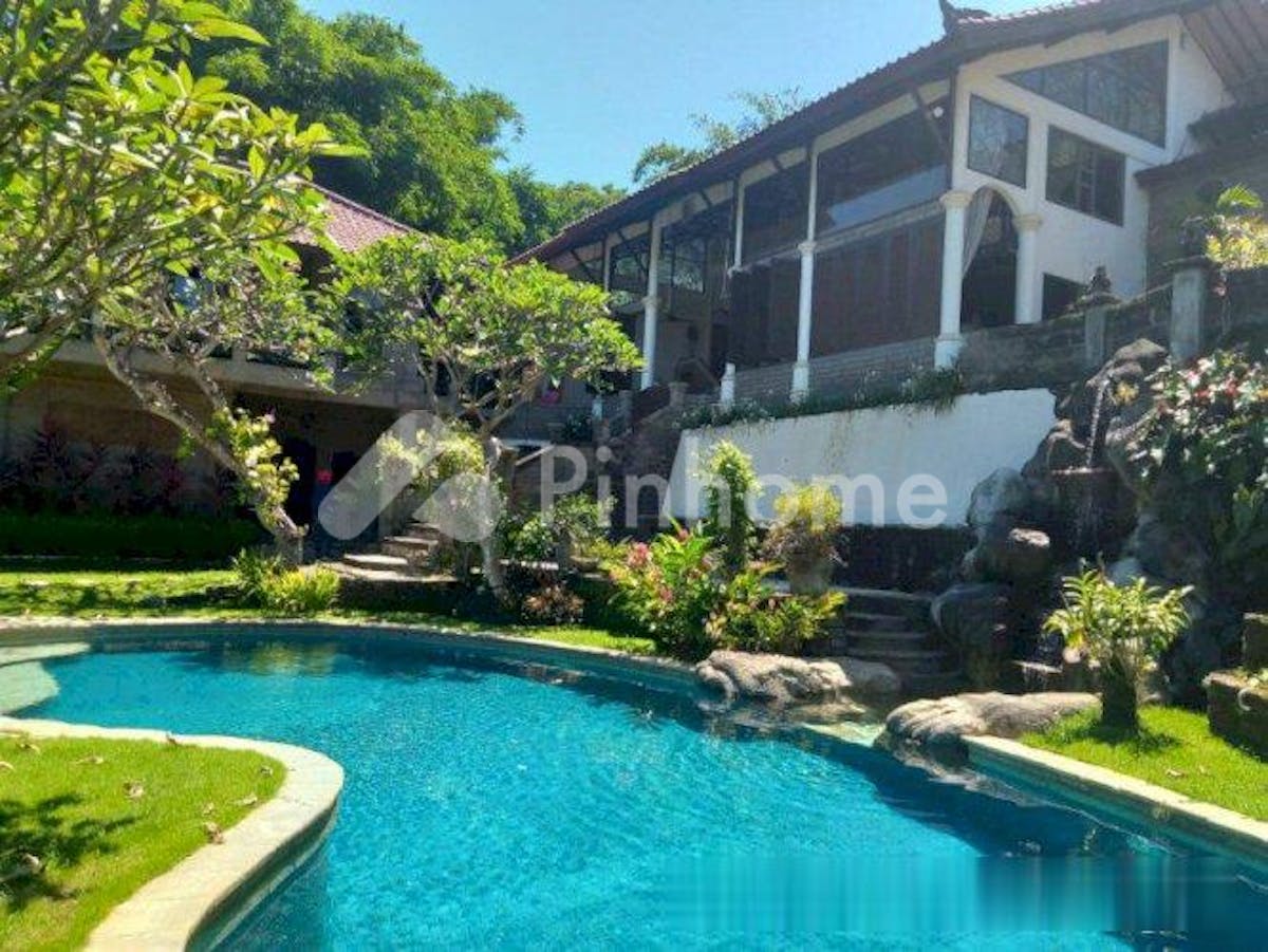 Dijual Rumah Lokasi Bagus Dekat Pantai di Jl. Padang Galak - Gambar 1