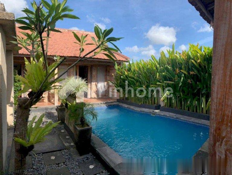 dijual rumah lokasi bagus di jalan kayu tulang selatan arah pantai canggu kuta utara bali - 8