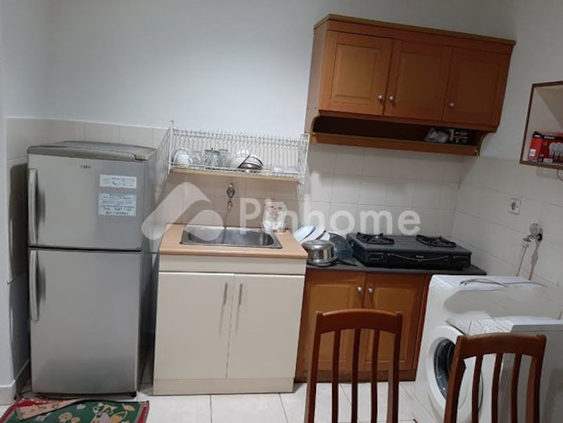 dijual apartemen lokasi strategis dekat pasar di apartemen moi santa monica bay - 2