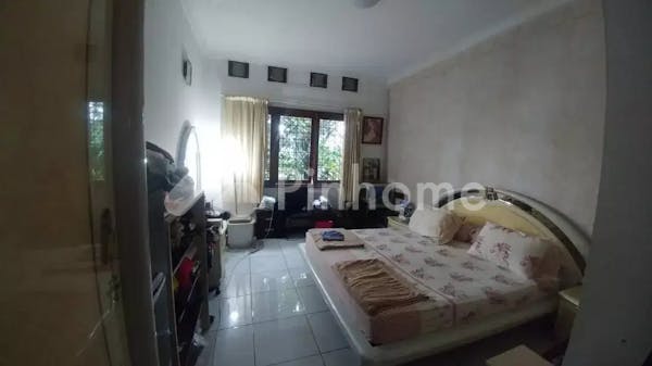 dijual rumah sangat strategis di mekarwangi  bojongloa kidul - 4